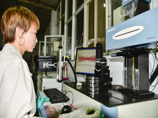 六類軸承滾動體燒傷是什么原因？如何解決？